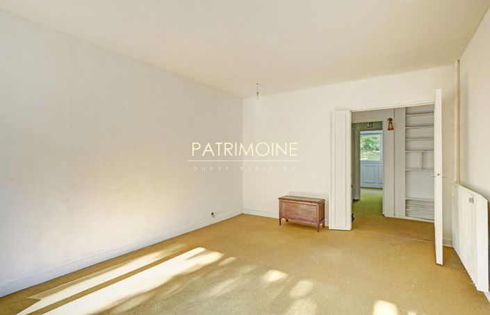 Image No.5-Appartement de 2 chambres à vendre à L'Étang-la-Ville