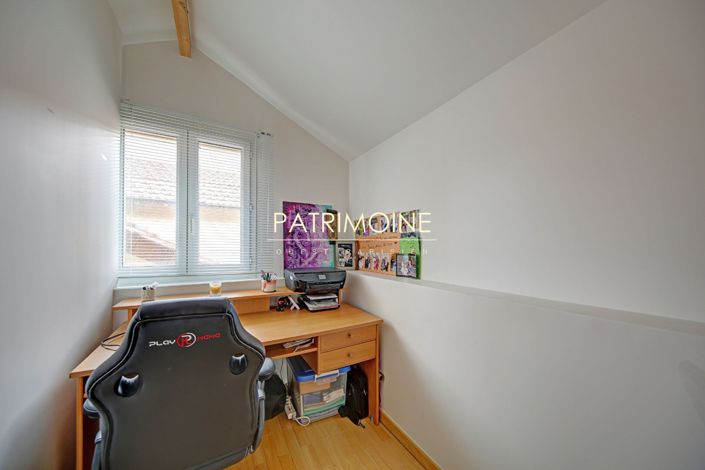 Image No.6-3 Bed House for sale