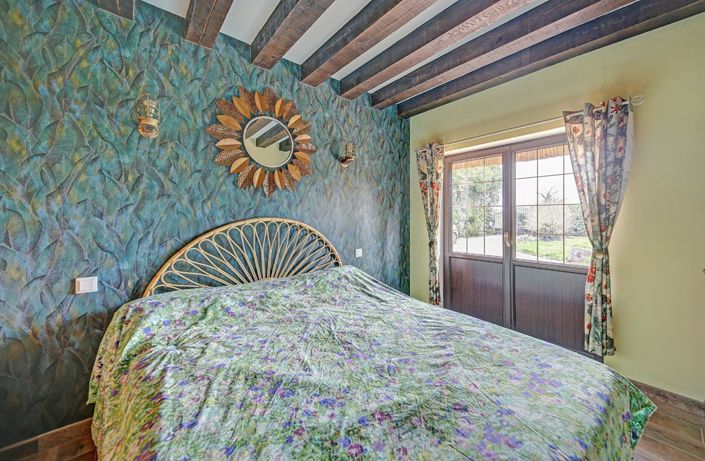 Image No.8-3 Bed House for sale