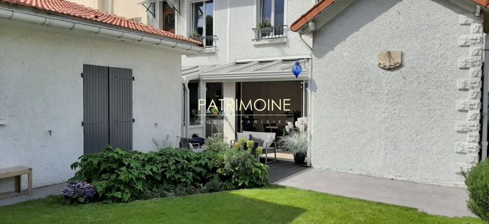 Image No.4-5 Bed Property for sale