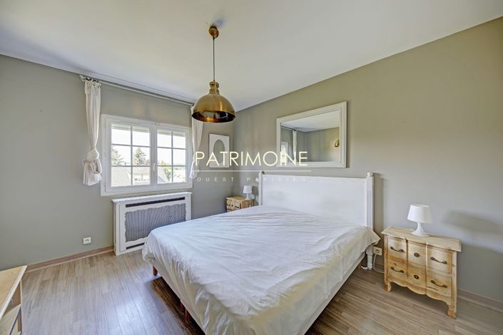 Image No.12-4 Bed House for sale