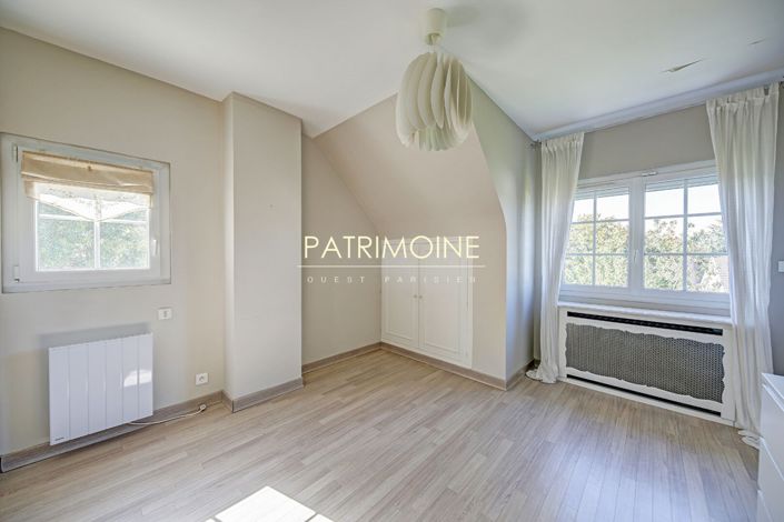 Image No.13-4 Bed House for sale