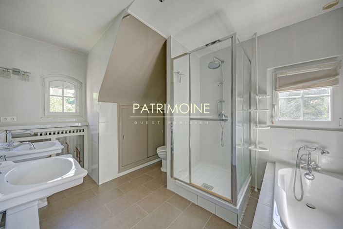 Image No.15-4 Bed House for sale