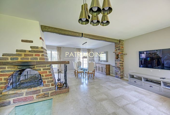 Image No.6-4 Bed House for sale