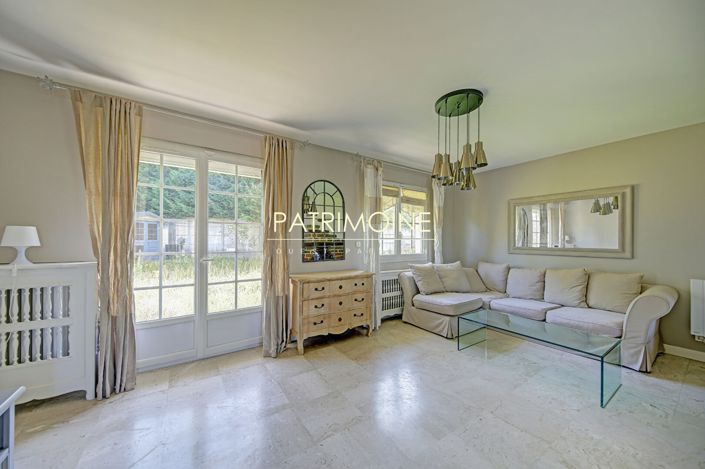 Image No.7-4 Bed House for sale