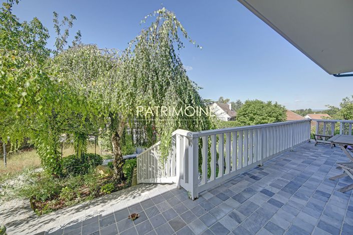 Image No.8-4 Bed House for sale