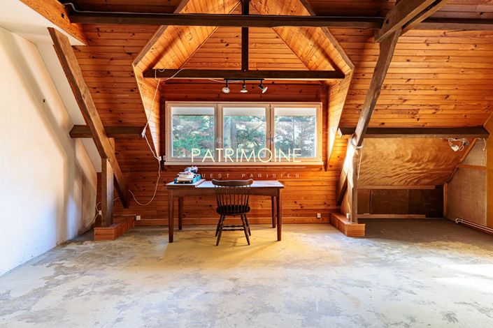 Image No.8-4 Bed House for sale