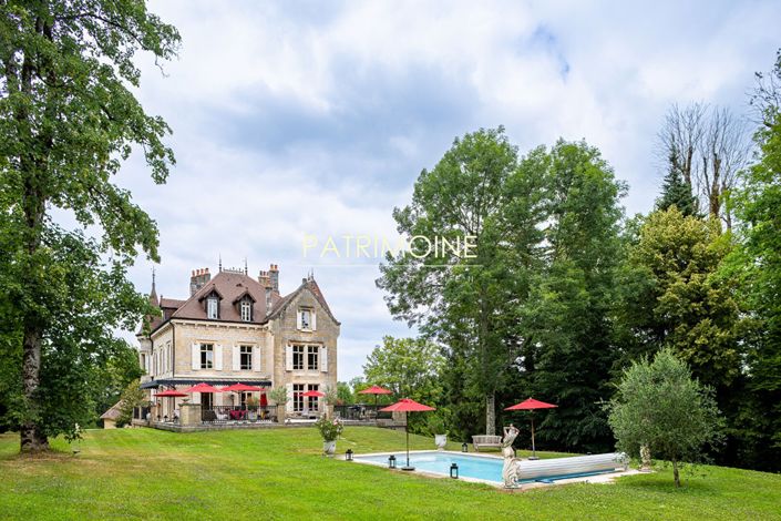 Image No.3-Propriété de 5 chambres à vendre à Jura