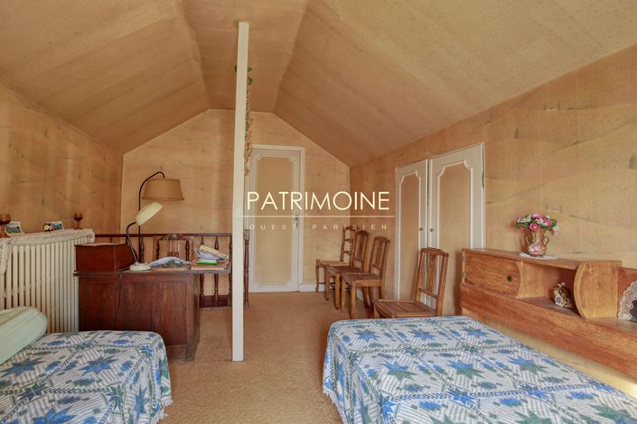 Image No.8-2 Bed House for sale