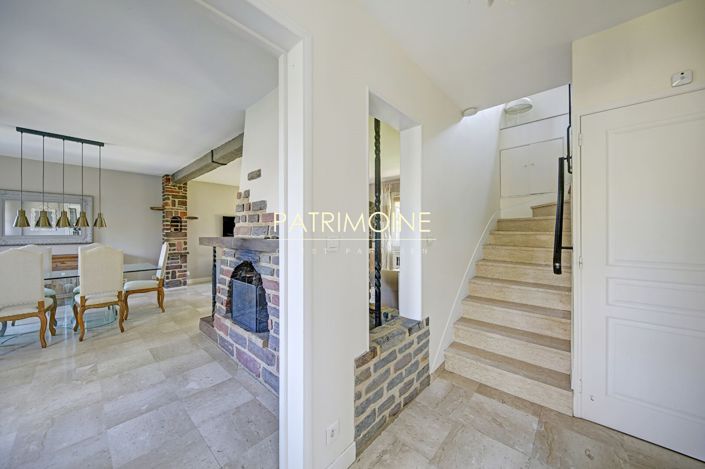 Image No.17-4 Bed House for sale