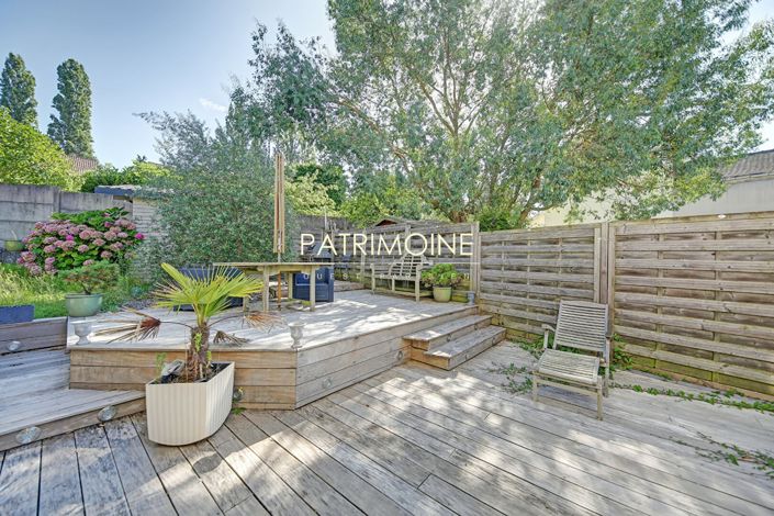 Image No.18-4 Bed House for sale