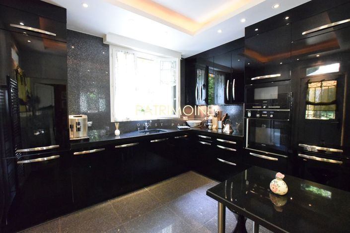 Image No.7-3 Bed House for sale