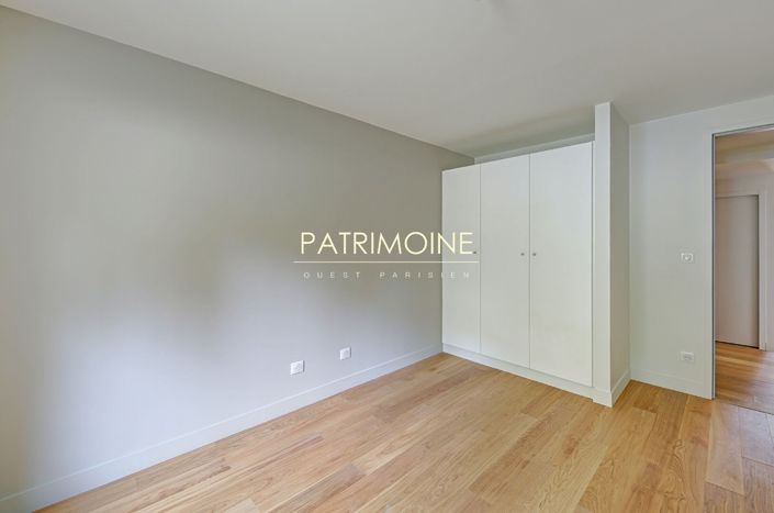 Image No.11-3 Bed Apartment for sale