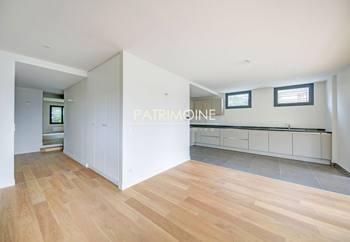 Image No.6-3 Bed Apartment for sale