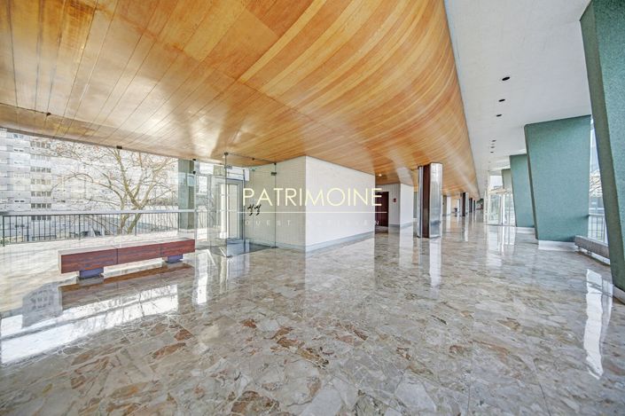 Image No.10-3 Bed Apartment for sale