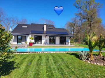1 - Oloron-Sainte-Marie, Maison