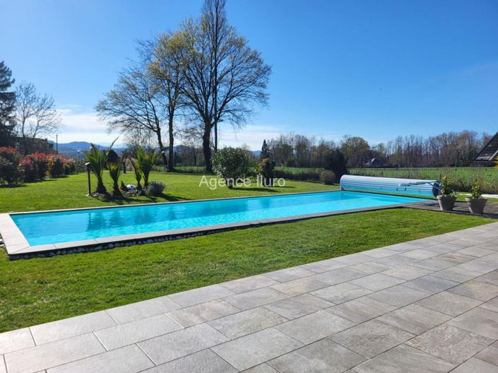 Image No.2-Maison de 4 chambres à vendre à Oloron-Sainte-Marie