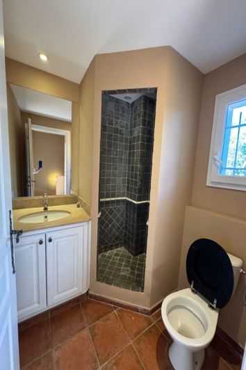 Image No.5-Appartement de 2 chambres à vendre à Sainte-Maxime