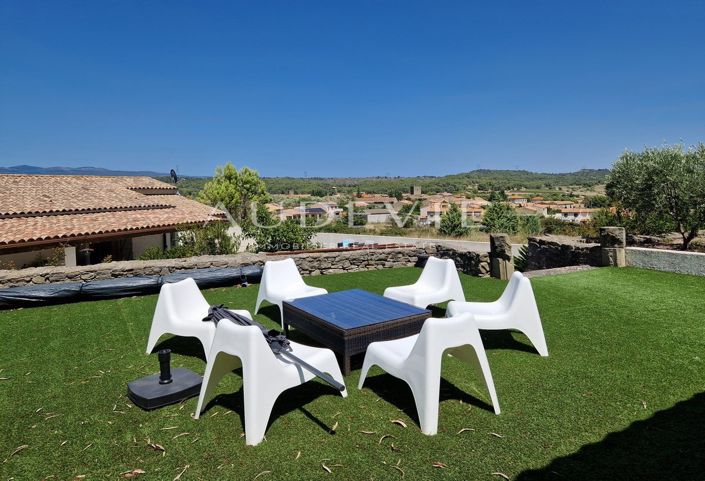 Image No.15-4 Bed House for sale