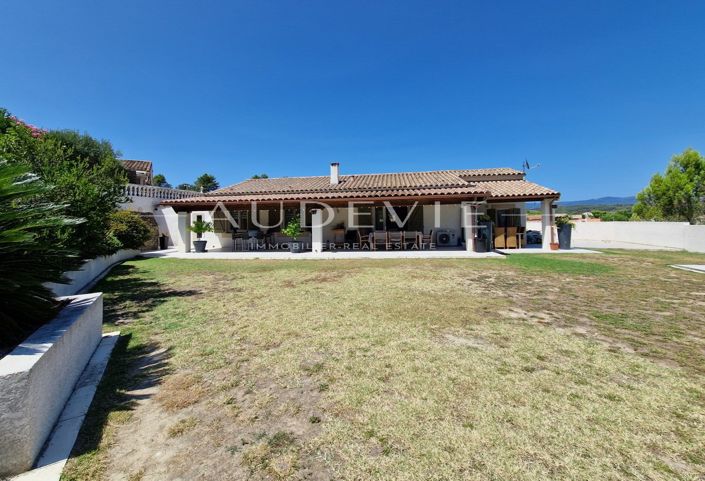 Image No.16-4 Bed House for sale