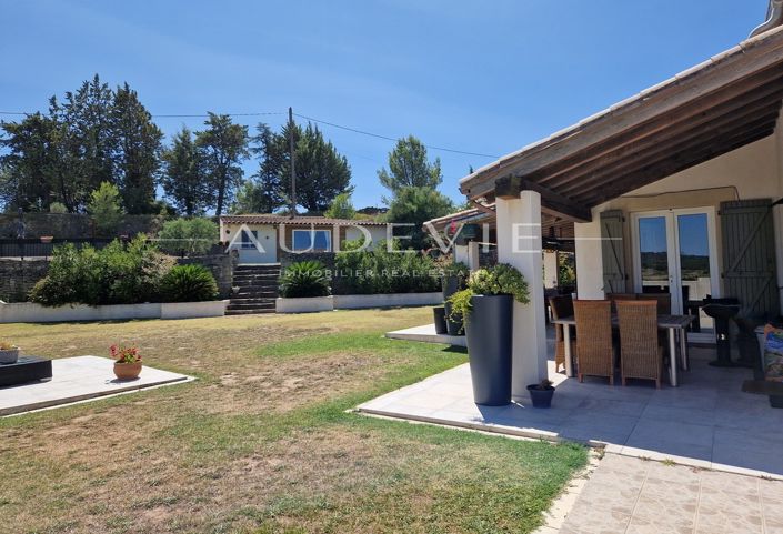 Image No.18-4 Bed House for sale