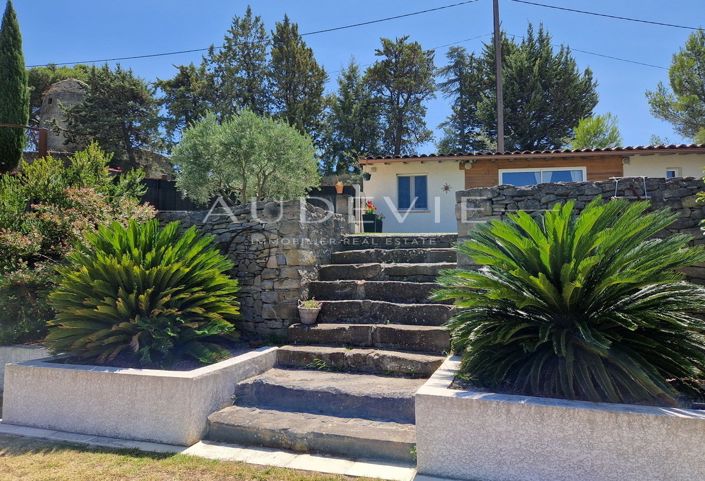 Image No.6-4 Bed House for sale