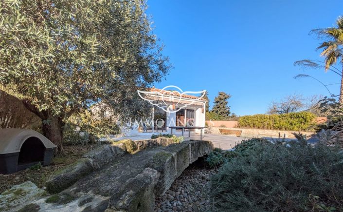 Image No.12-3 Bed House for sale