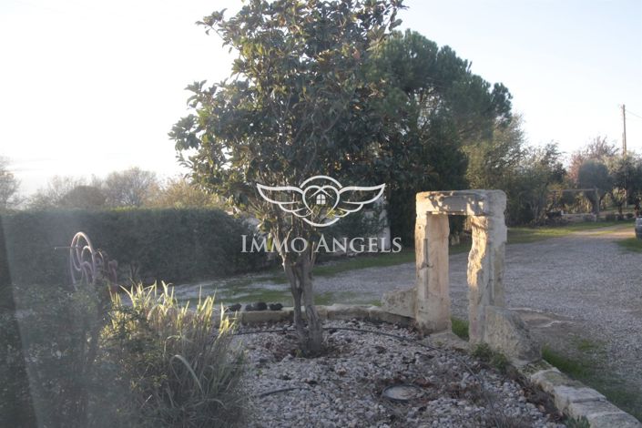 Image No.15-3 Bed House for sale