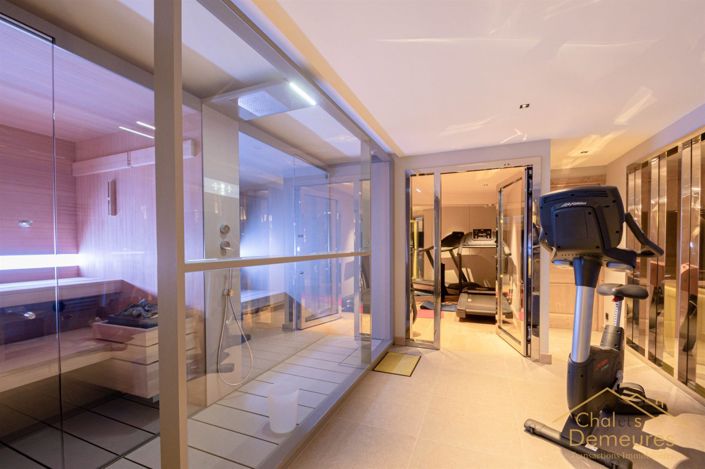 Image No.18-6 Bed House for sale