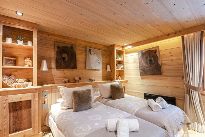 Image No.24-6 Bed House for sale