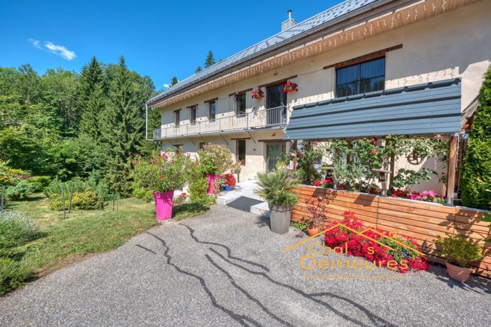 Image No.7-6 Bed House for sale