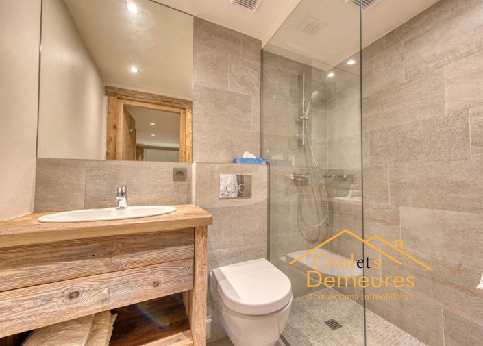 Image No.28-6 Bed House for sale