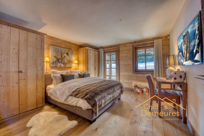 Image No.5-6 Bed House for sale