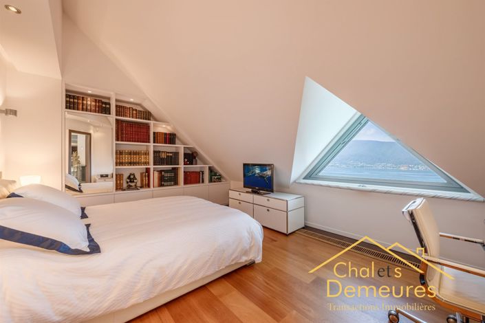 Image No.14-5 Bed House for sale