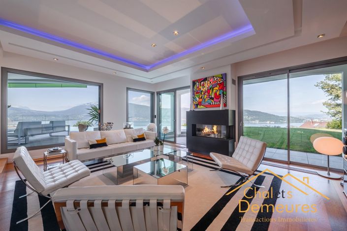 Image No.24-5 Bed House for sale