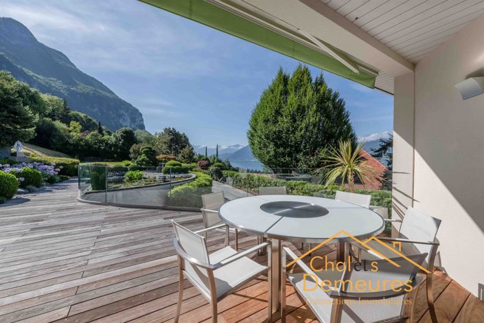 Image No.4-5 Bed House for sale