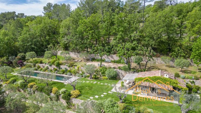 Image No.17-5 Bed House for sale