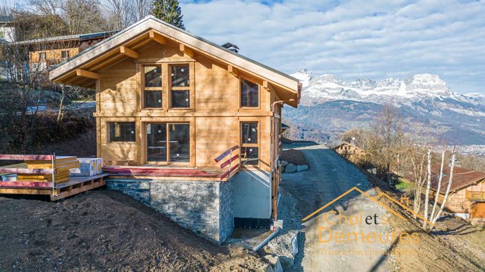 Image No.5-5 Bed House for sale