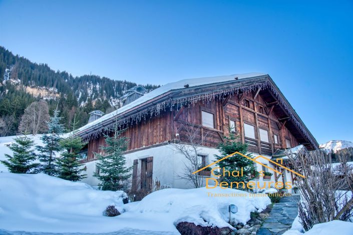 Image No.19-6 Bed House for sale