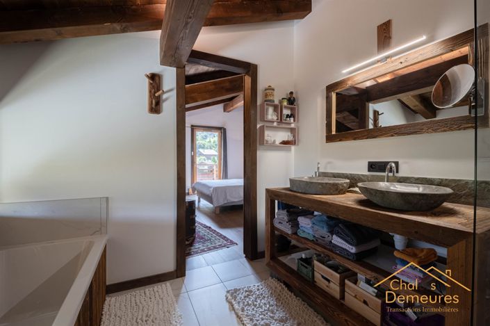 Image No.15-4 Bed House for sale