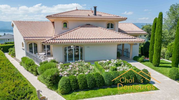 Image No.21-6 Bed House for sale