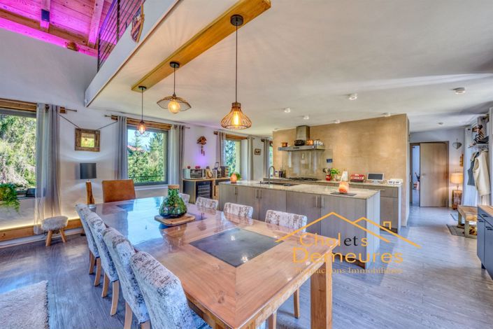 Image No.14-6 Bed House for sale