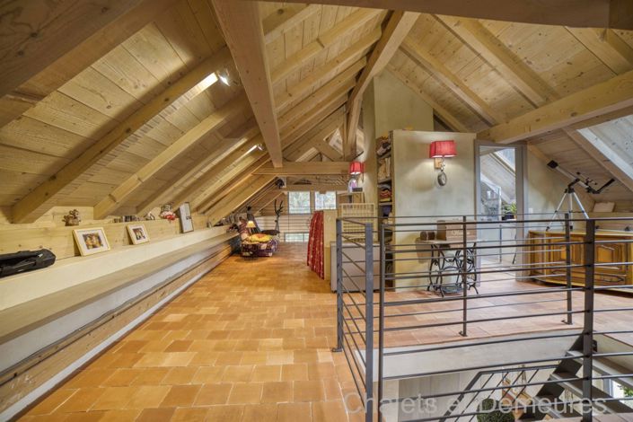 Image No.3-6 Bed House for sale