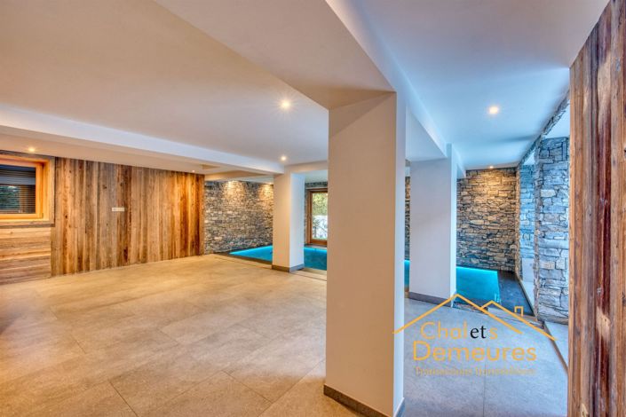 Image No.21-7 Bed House for sale