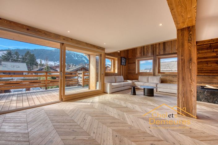 Image No.8-7 Bed House for sale