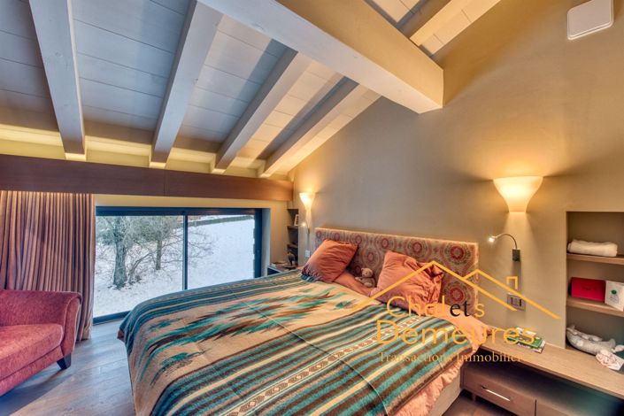 Image No.19-4 Bed House for sale