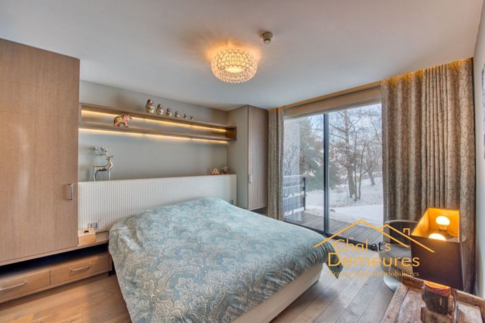 Image No.28-4 Bed House for sale