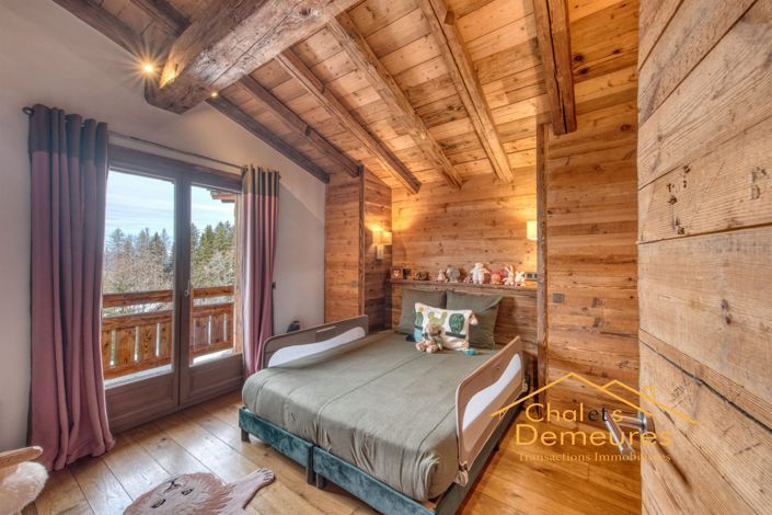 Image No.7-6 Bed House for sale