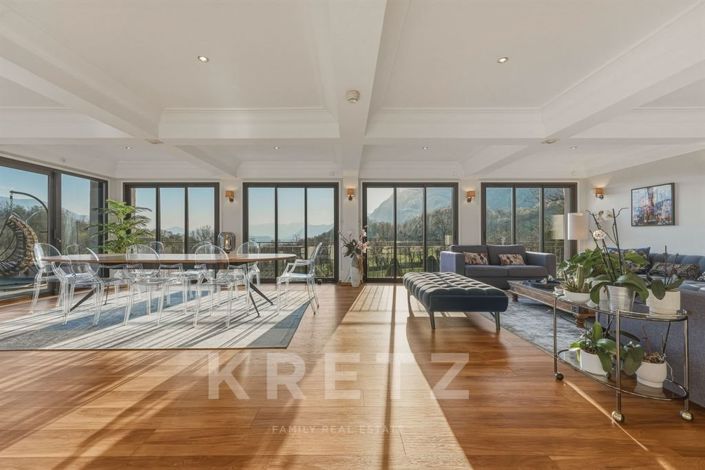 Image No.7-8 Bed Property for sale