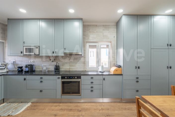 Image No.5-3 Bed House for sale